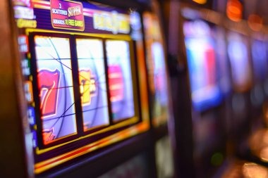 Wolf Gold slot interface on kado77 platform showing reel layout and bet controls